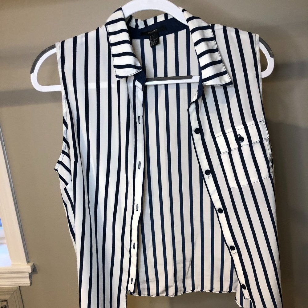 Sleeveless Collared Striped Blouse